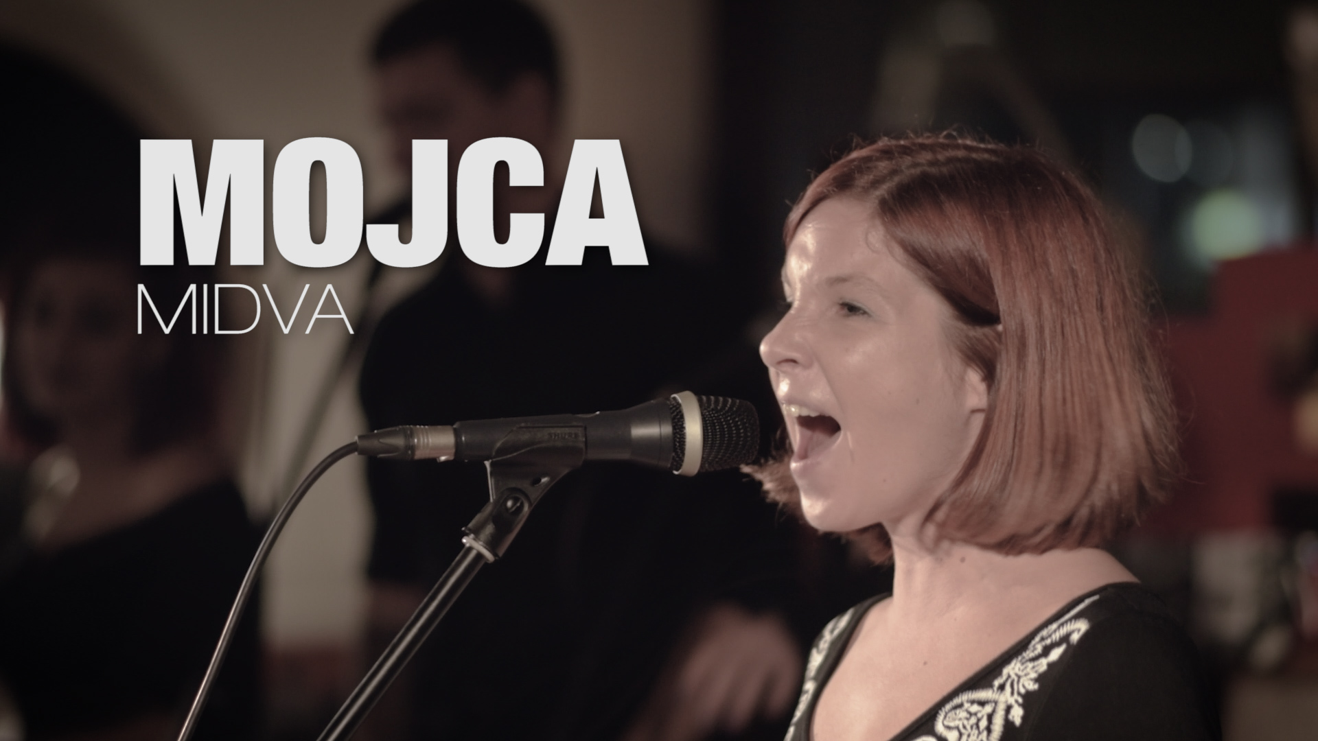 Mojca in band